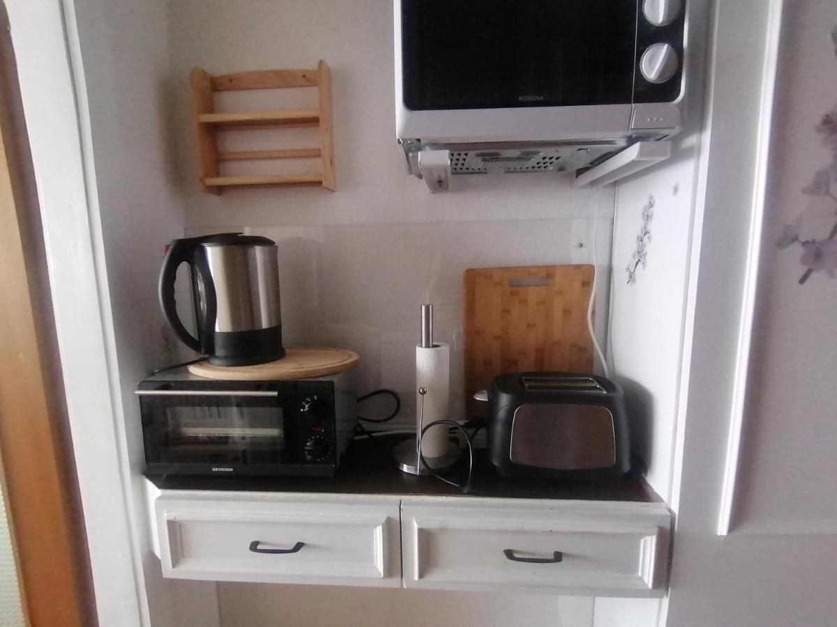 Haus Enzian - Apartment Gerlitzen Kanzelhohe ภายนอก รูปภาพ